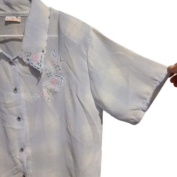 Embroidered Sheer Short Sleeve Button Down-Vintage - Picture 5 of 8